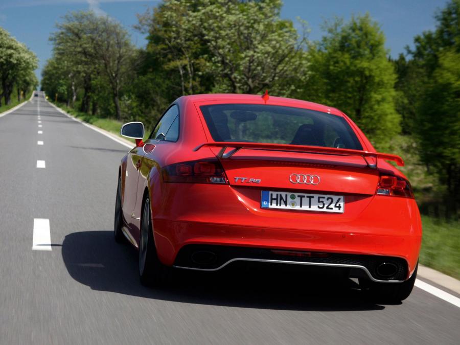  Audi TT RS Coupe (8J) 2009 года  (WW) (фото 6 из 63)